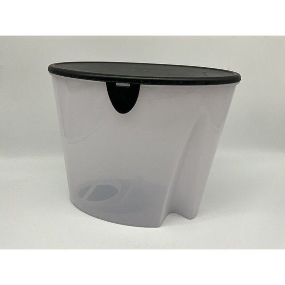Tupperware Vintage First In First Out (FIFO) Canister with Black Lid - Picture 7 of 13